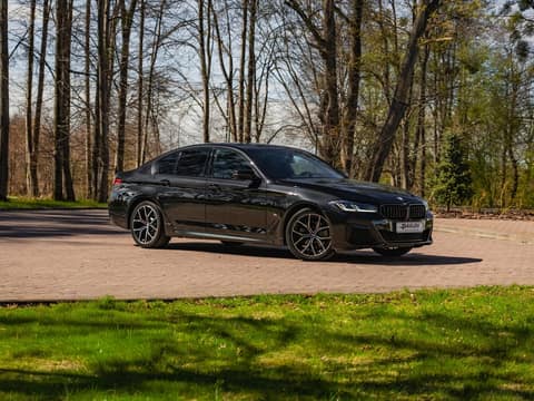 Прокат BMW 520d G30 2020 — аренда авто в Калининграде — фото 5