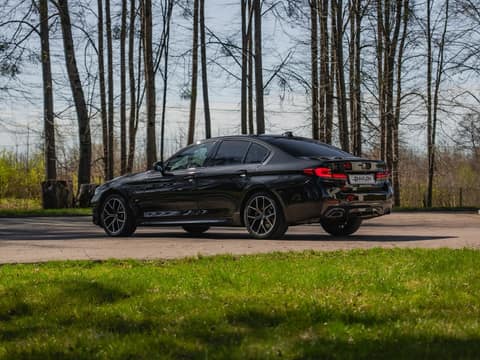 Прокат BMW 520d G30 2020 — аренда авто в Калининграде — фото 7