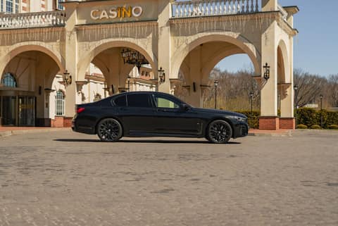 Прокат BMW 730d — аренда авто в Калининграде — фото 5