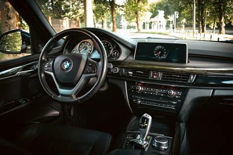 Прокат BMW X5 — аренда авто в Калининграде — фото 2