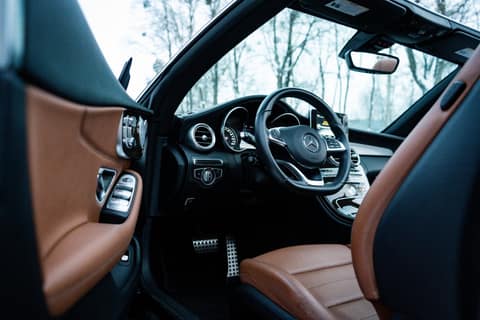 Прокат Mercedes-Benz C300 cabrio 2018 — аренда авто в Калининграде — фото 3