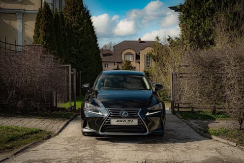Прокат Lexus IS 200 — аренда авто в Калининграде — фото 2