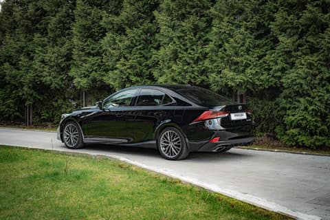 Прокат Lexus IS 200 — аренда авто в Калининграде — фото 3
