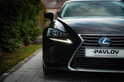 Прокат Lexus IS 200 — аренда авто в Калининграде — фото 7