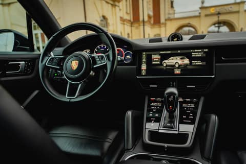 Прокат Porsche Cayenne — аренда авто в Калининграде — фото 3