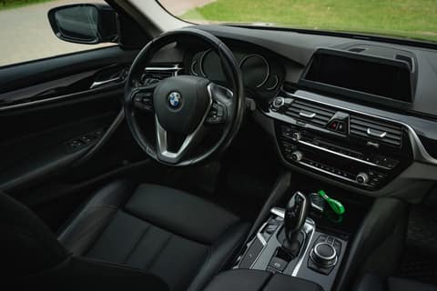 Прокат BMW 5 (G31) — аренда авто в Калининграде — фото 6