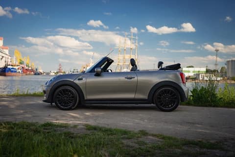 Прокат Mini Cooper Cabrio (серый, 2021) — аренда авто в Калининграде — фото 5